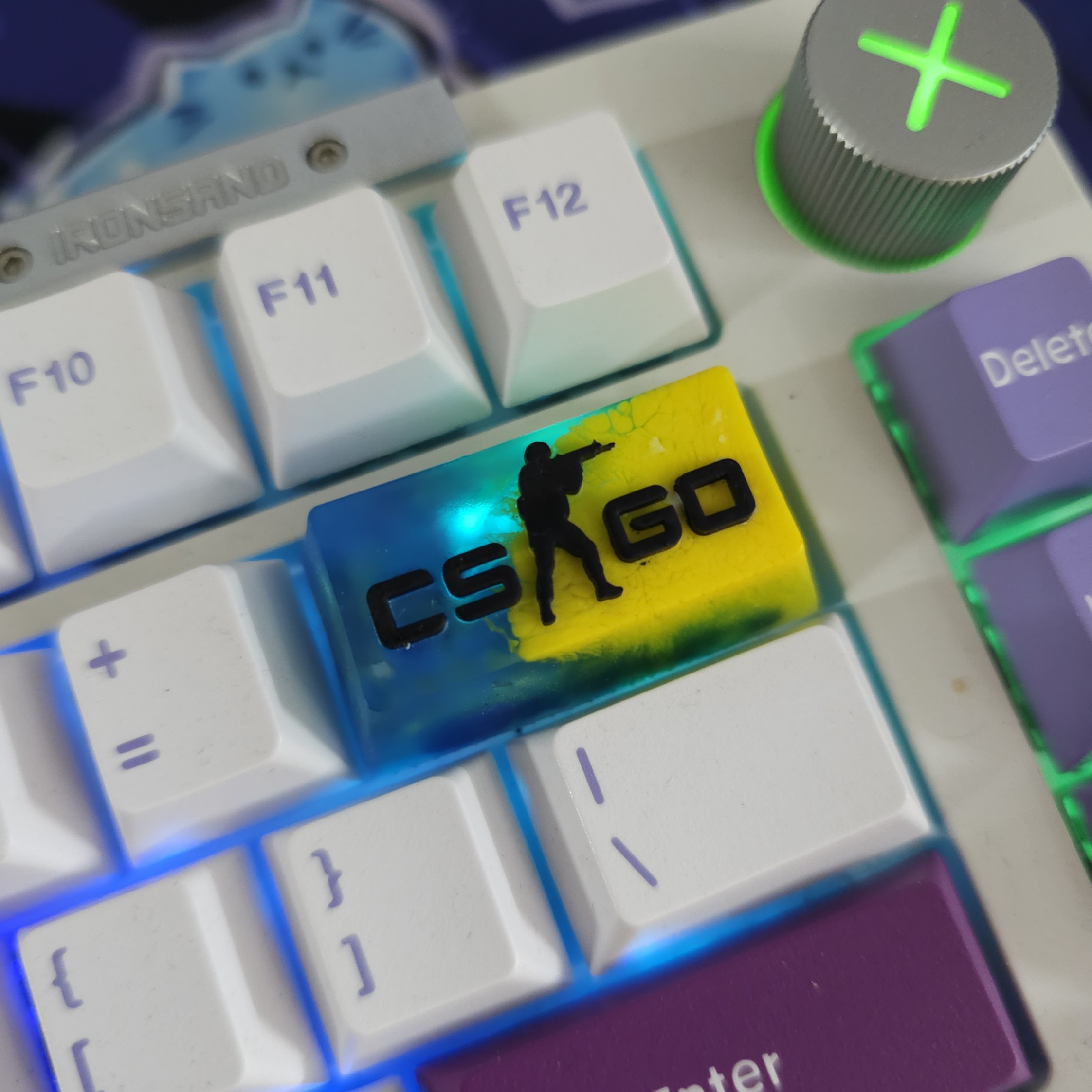 دکمه کیبورد مکانیکال لوگو بازی کانتر رنگ ثابت Csgo\ کیکپ کاستوم کیبورد مکانیکال Cs2